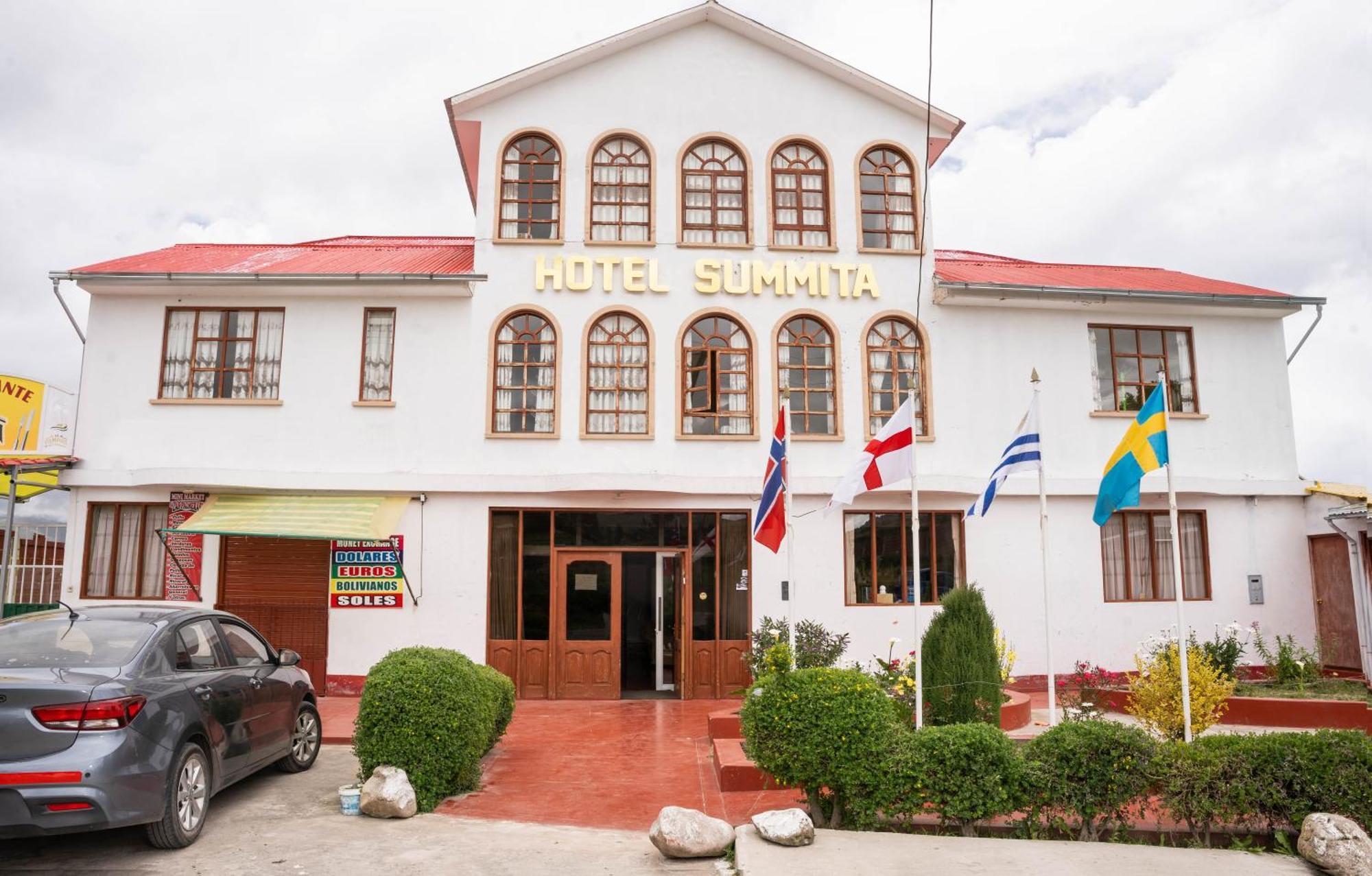 Hotel Summita Yunguyo Buitenkant foto
