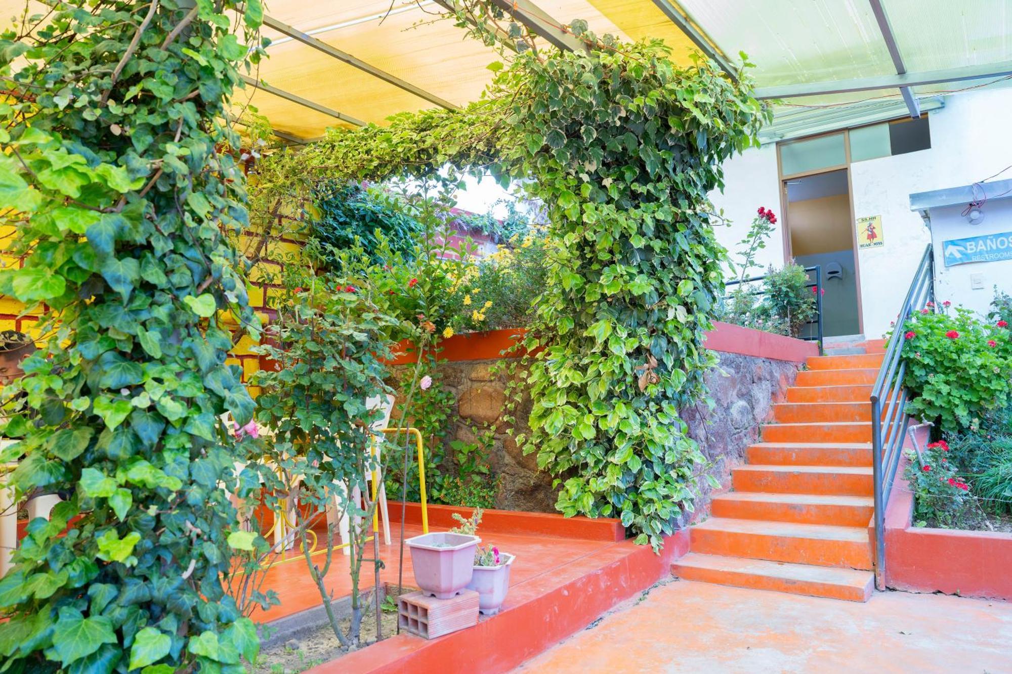 Hotel Summita Yunguyo Buitenkant foto