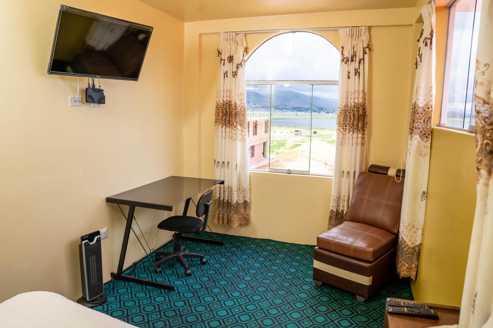 Hotel Summita Yunguyo Buitenkant foto