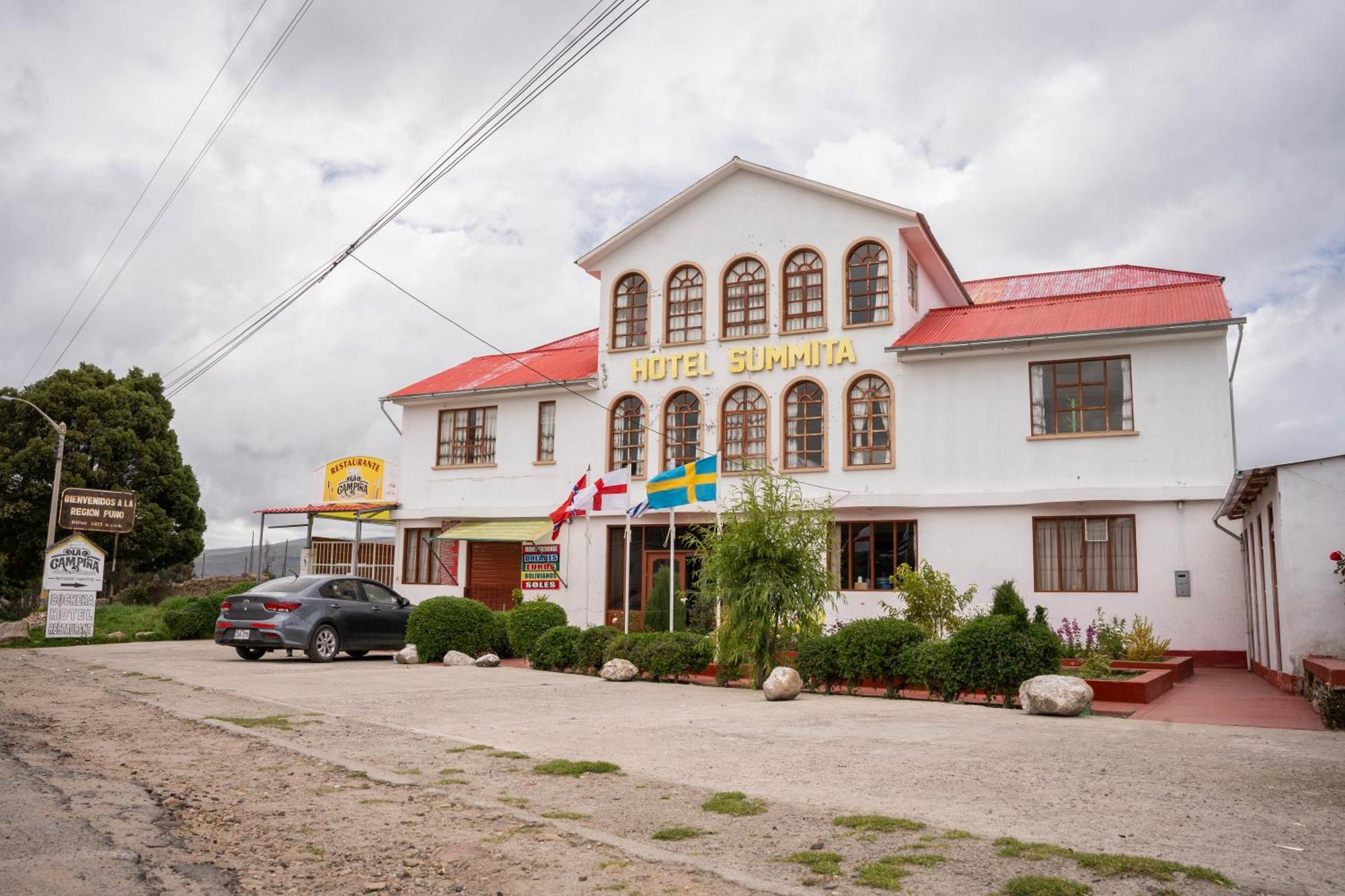 Hotel Summita Yunguyo Buitenkant foto
