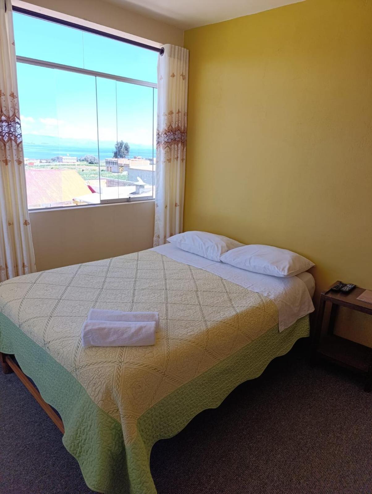Hotel Summita Yunguyo Buitenkant foto